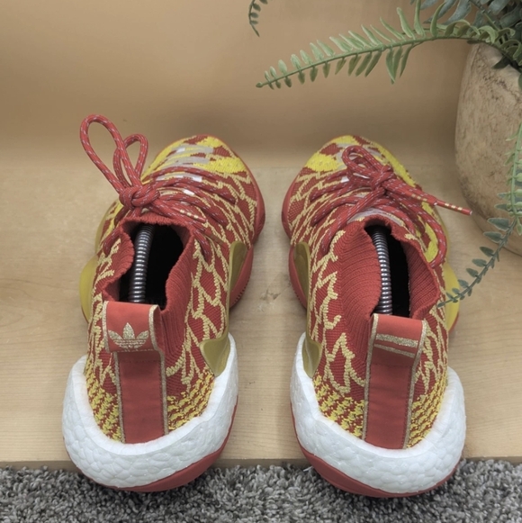 NEW Size 9.5 - adidas Pharrell x Crazy BYW Chinese New Year Mens Running Shoes main image 4